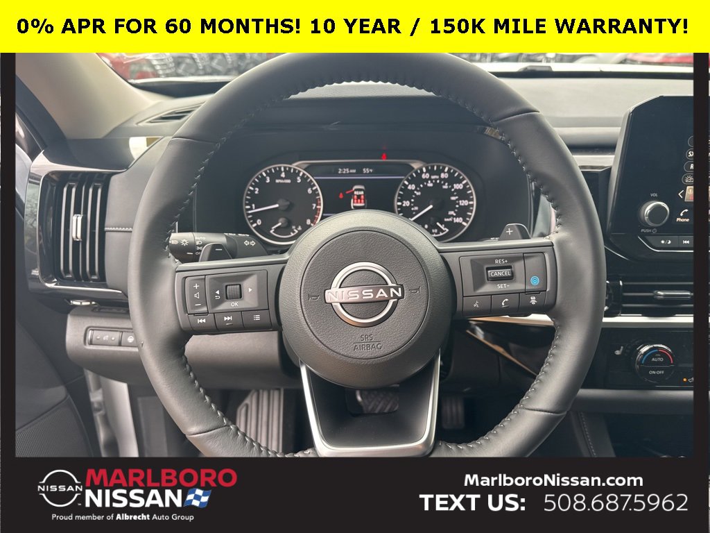 New 2025 Nissan Pathfinder SV w/ SV Premium Package image 33