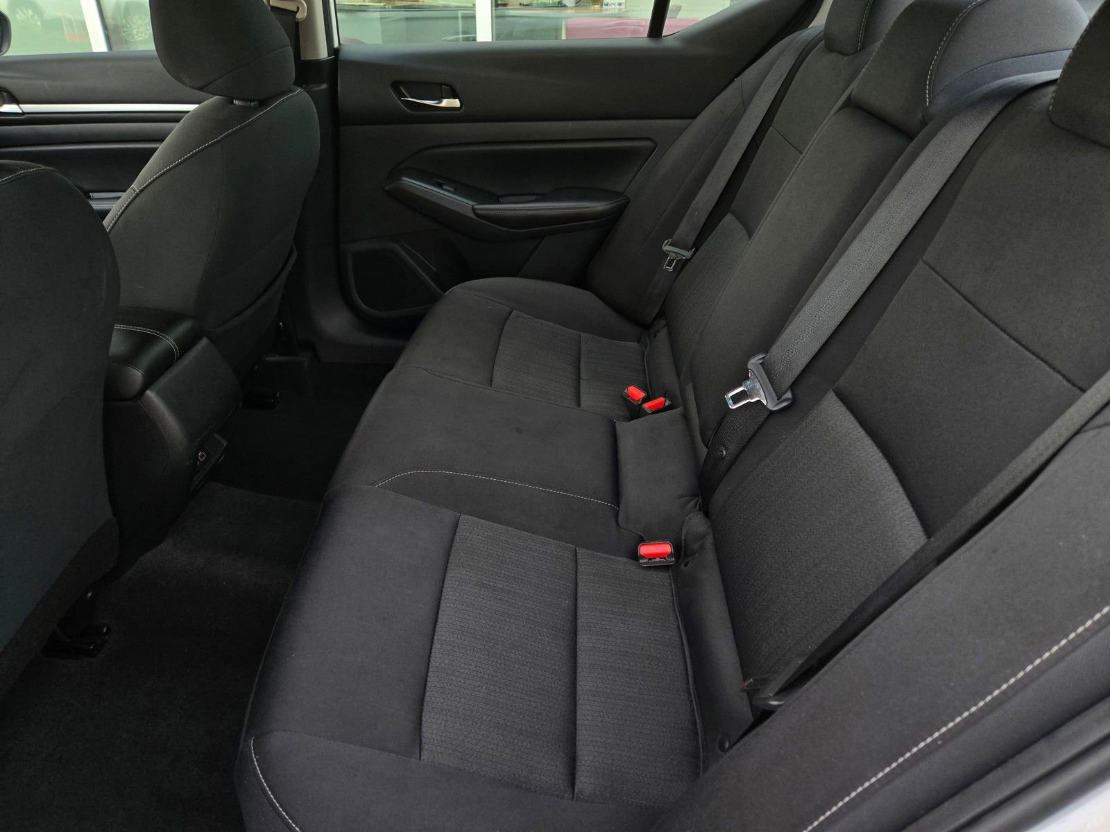 Used 2022 Nissan Altima 2.5 SV image 10