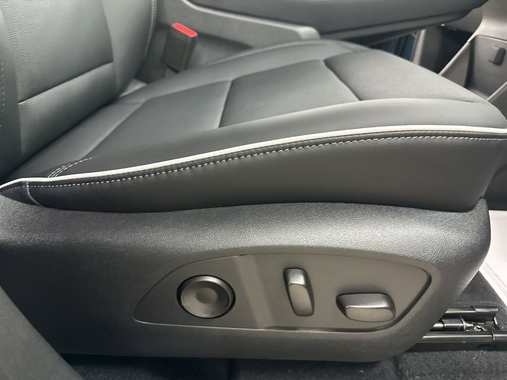 New 2026 Buick Enclave Preferred image 17