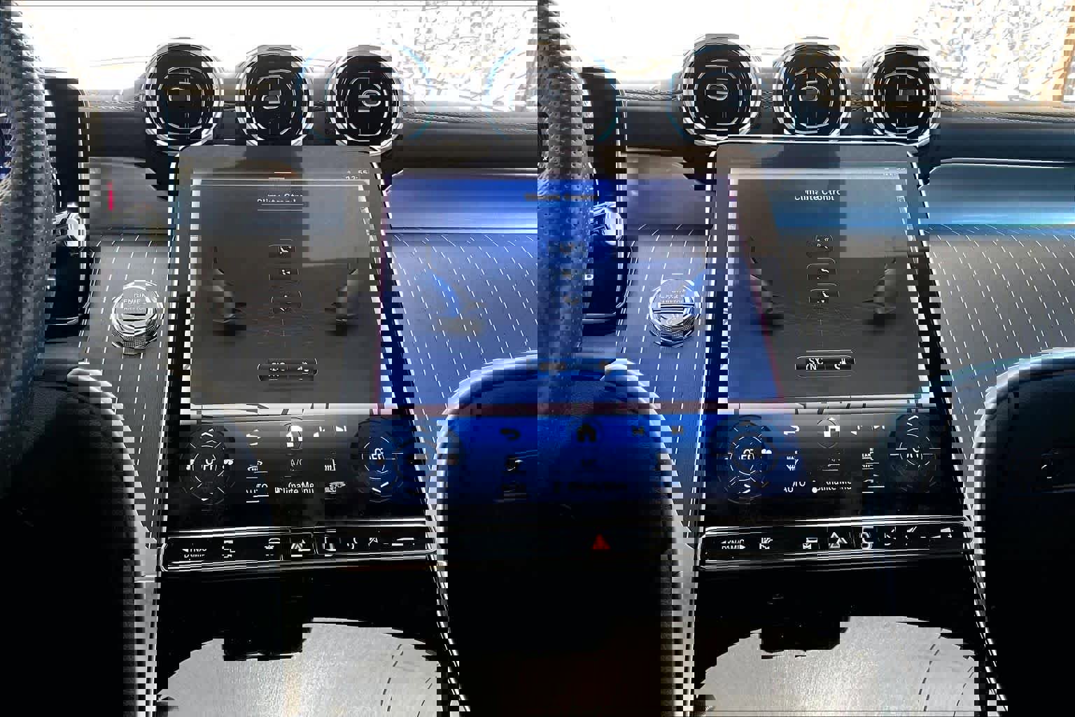 Certified 2024 Mercedes-Benz GLC 300 image 34