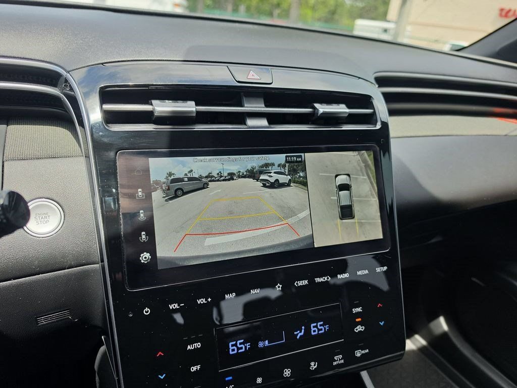 Used 2024 Hyundai Santa Cruz Limited AWD/4WD image 19