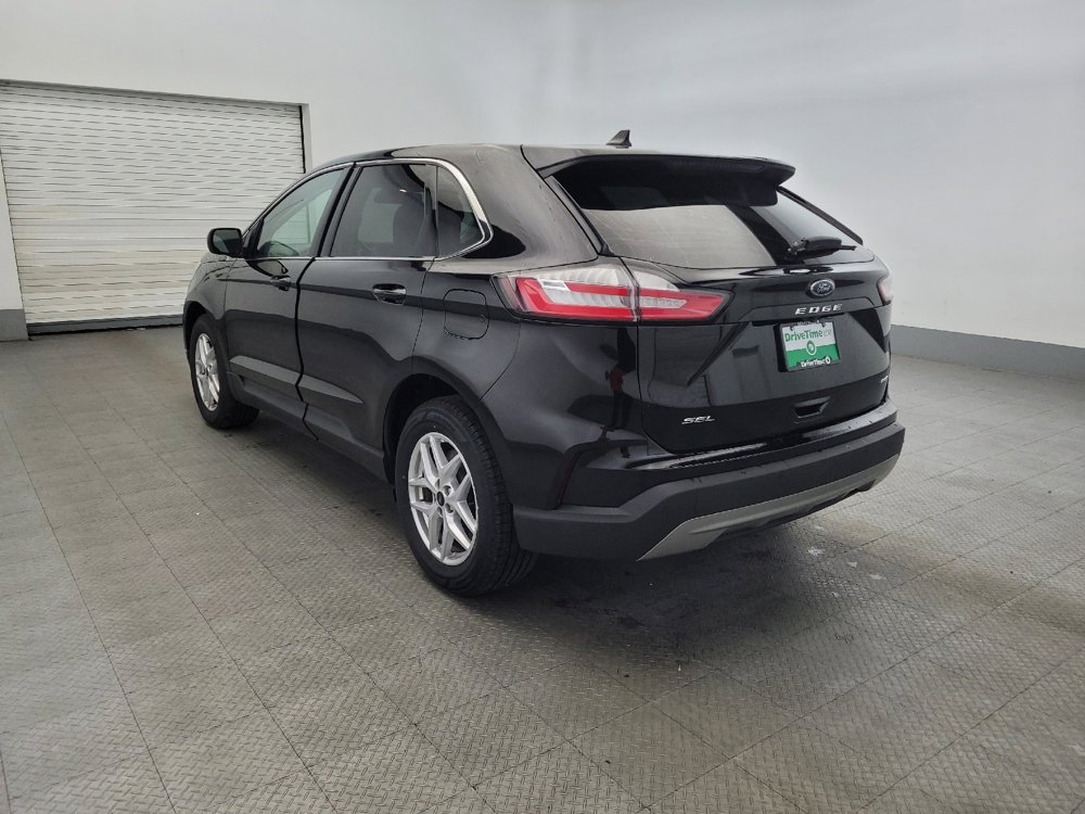 Used 2024 Ford Edge SEL image 5