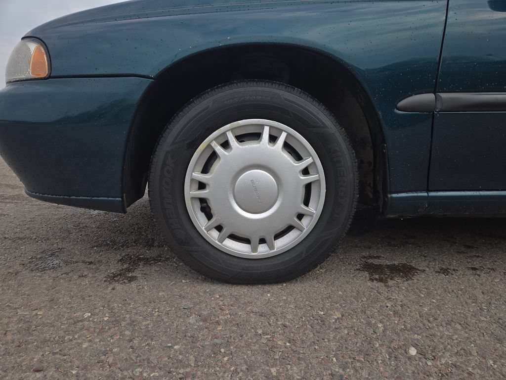 Used 1995 Subaru Legacy L AWD/4WD image 10