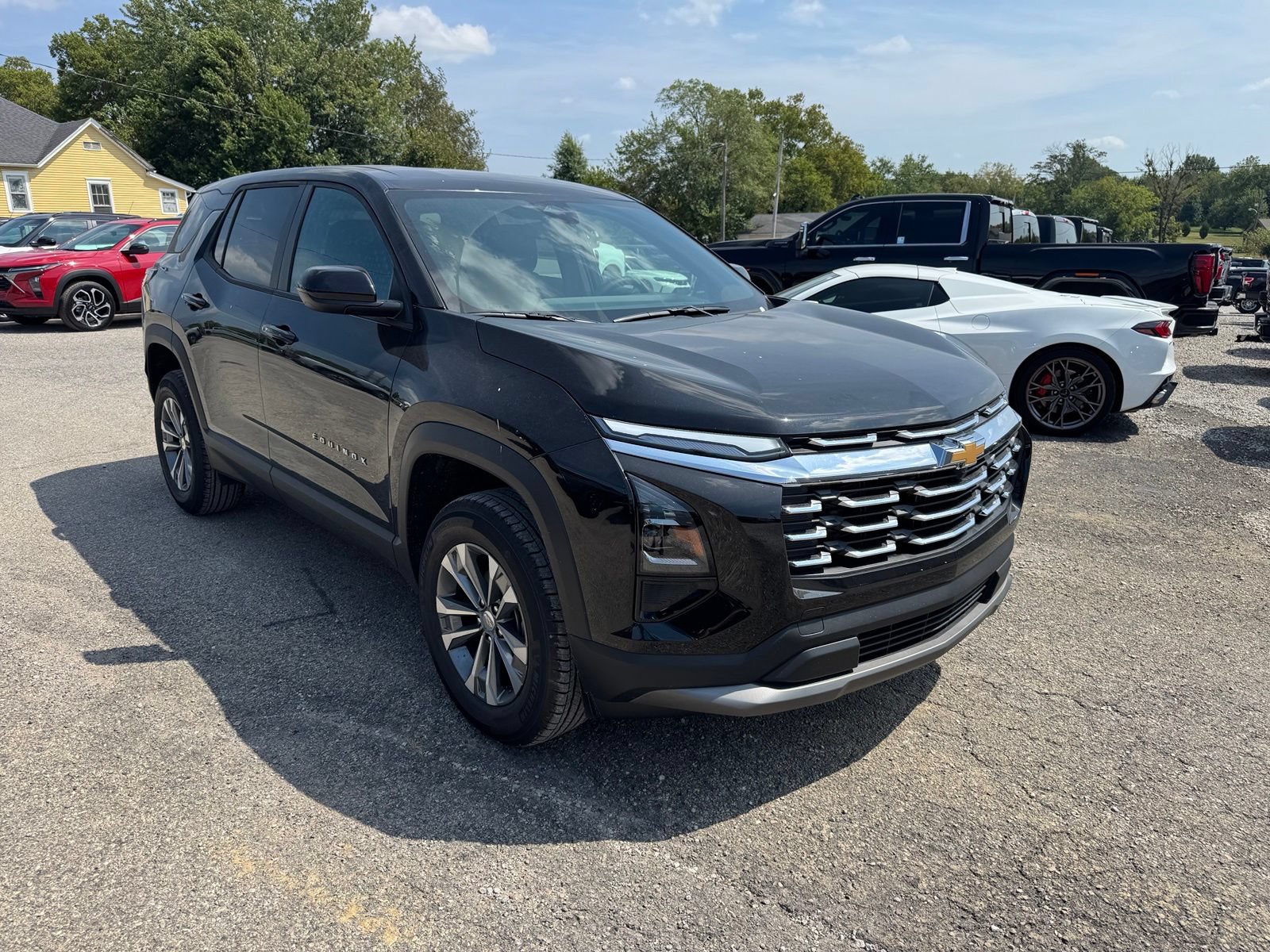New 2027 Chevrolet Equinox LT AWD/4WD image 8