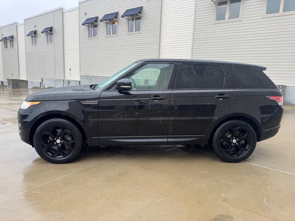 Used 2015 Land Rover Range Rover Sport SE image 6