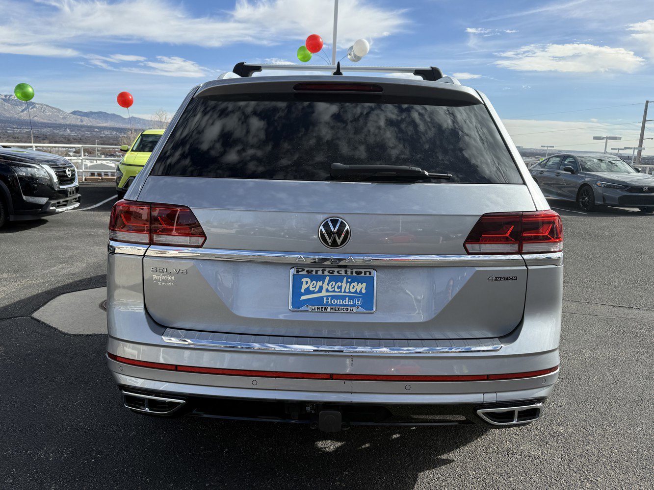 Used 2023 Volkswagen Atlas SEL Premium image 6