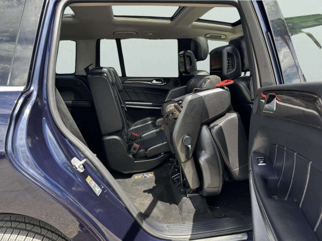 Used 2014 Mercedes-Benz GL 450 4MATIC image 49