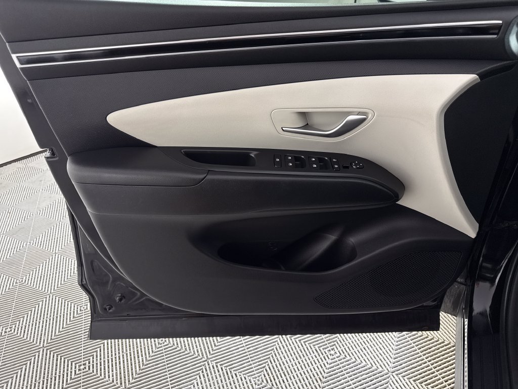 Certified 2024 Hyundai Tucson SEL FWD image 9