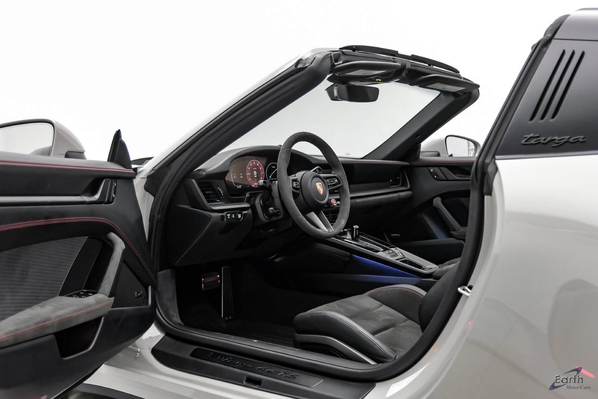 Used 2025 Porsche 911 Targa 4 GTS AWD/4WD image 44