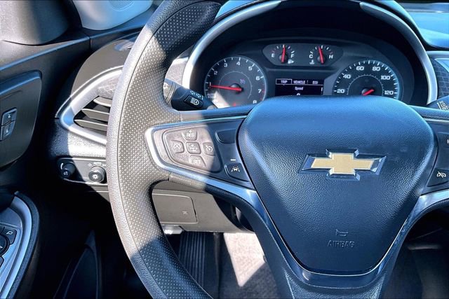 Used 2023 Chevrolet Malibu LT image 11