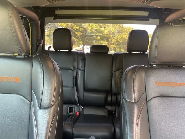 Used 2023 Jeep Gladiator Mojave w/ Cold Weather Group AWD/4WD image 27