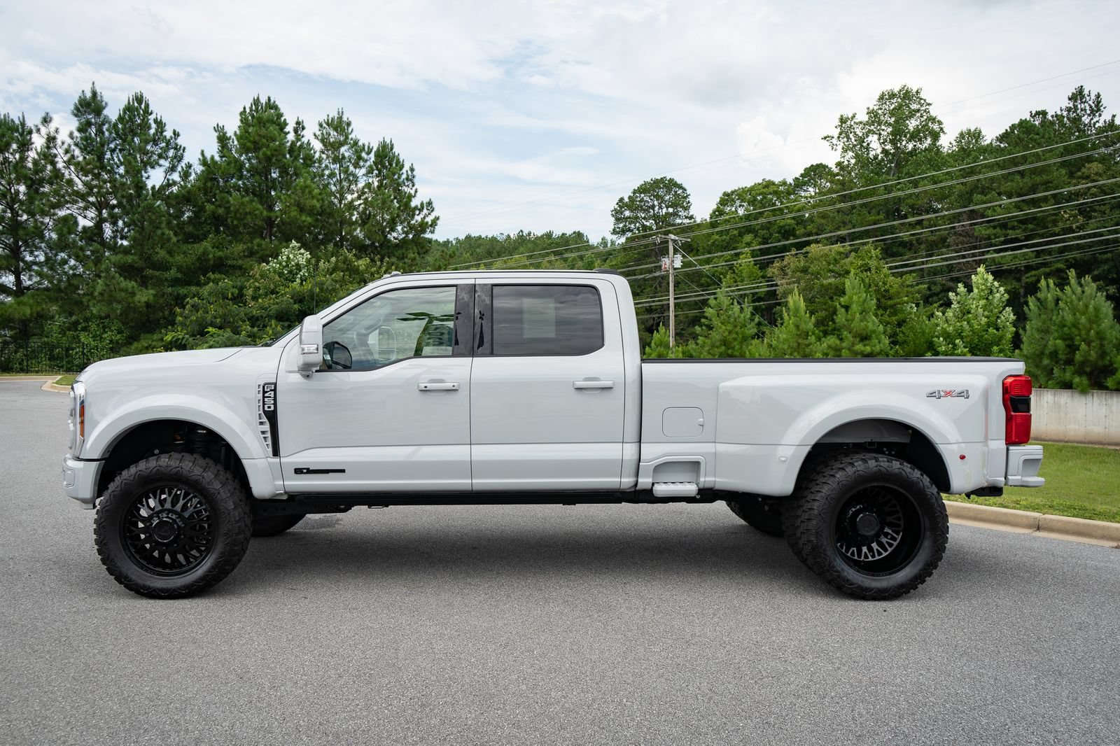 Used 2026 Ford F450 Lariat AWD/4WD image 15