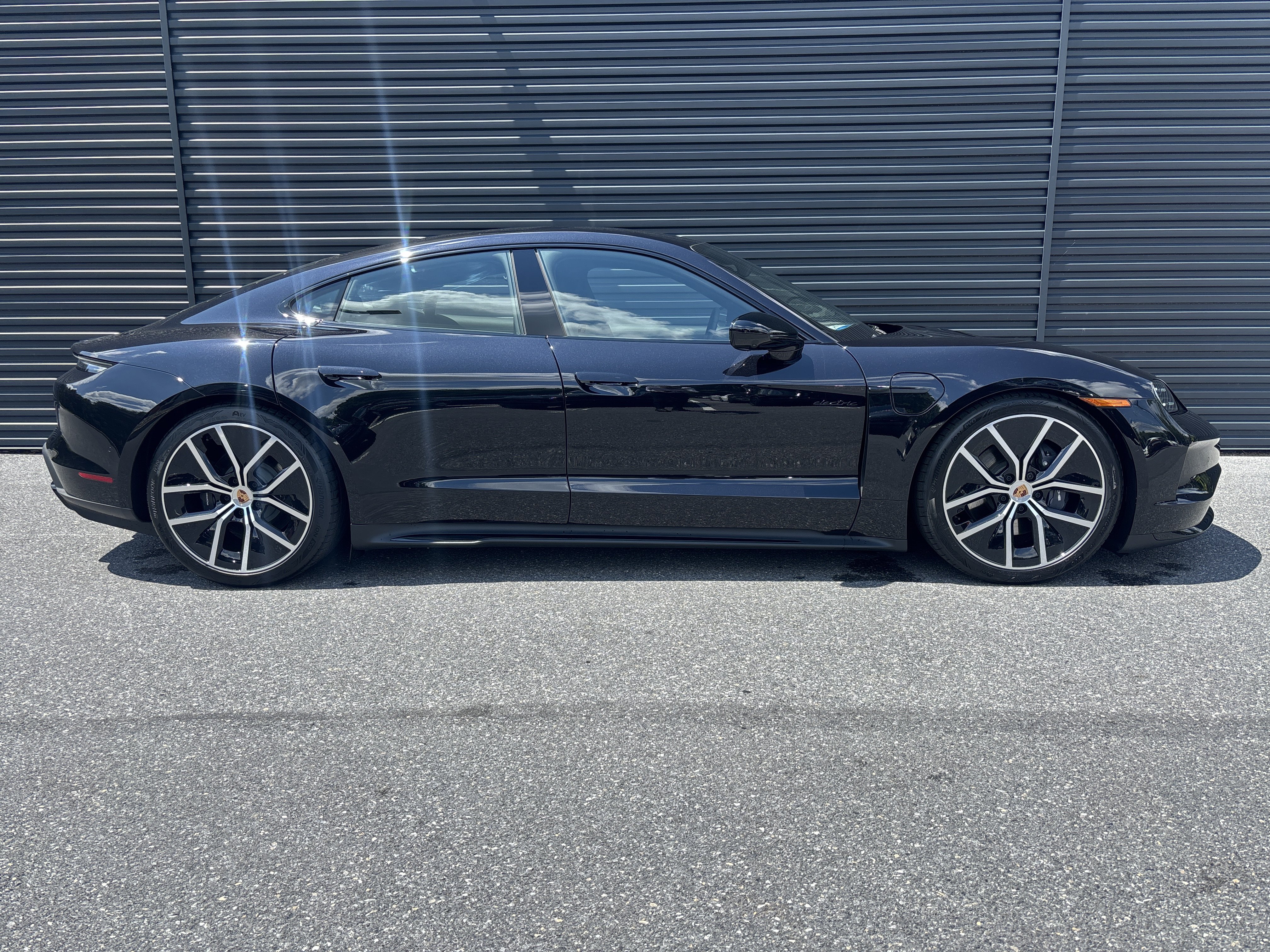 New 2026 Porsche Taycan RWD image 34
