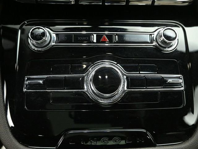 Certified 2021 Lincoln Corsair AWD w/ Premium Package image 15