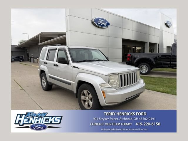 Used 2009 Jeep Liberty Sport w/ Popular Equipment Group AWD/4WD image 1
