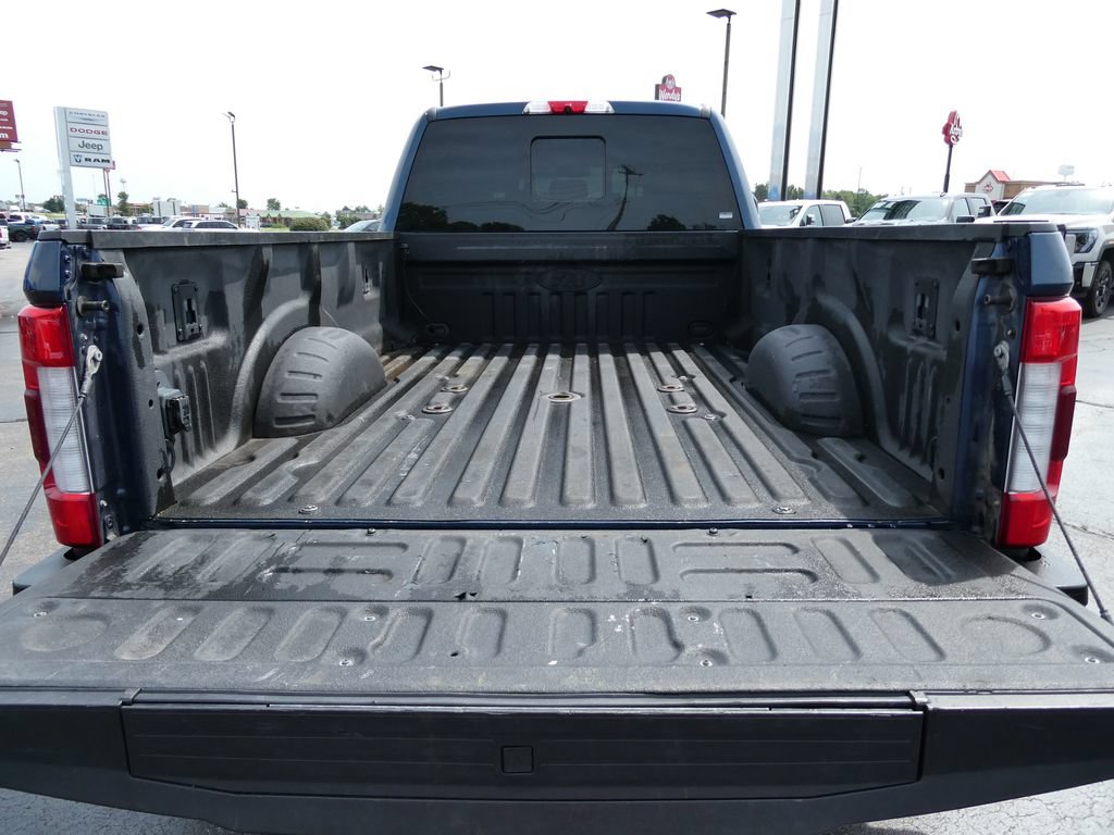 Used 2017 Ford F350 Lariat w/ Lariat Ultimate Package AWD/4WD image 16
