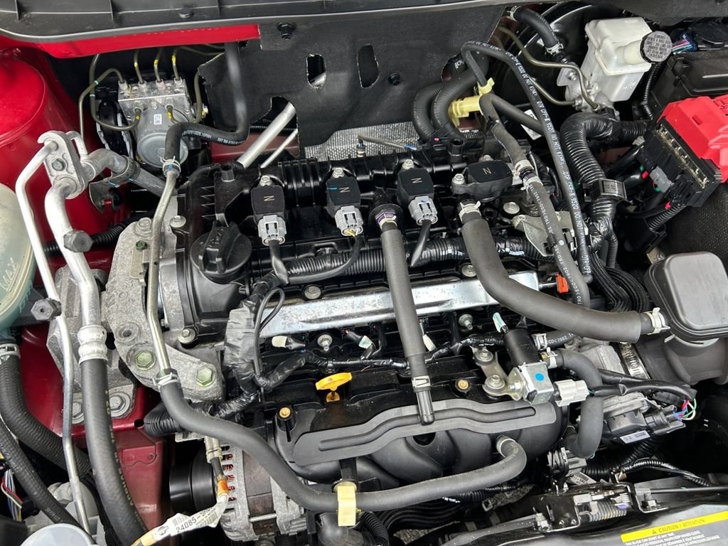 Used 2019 Nissan Kicks SR w/ SR Premium Package FWD image 30