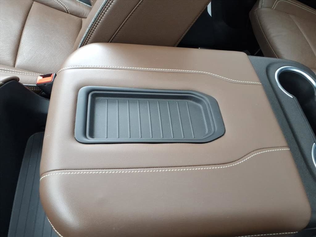 Used 2021 Chevrolet Tahoe High Country image 16