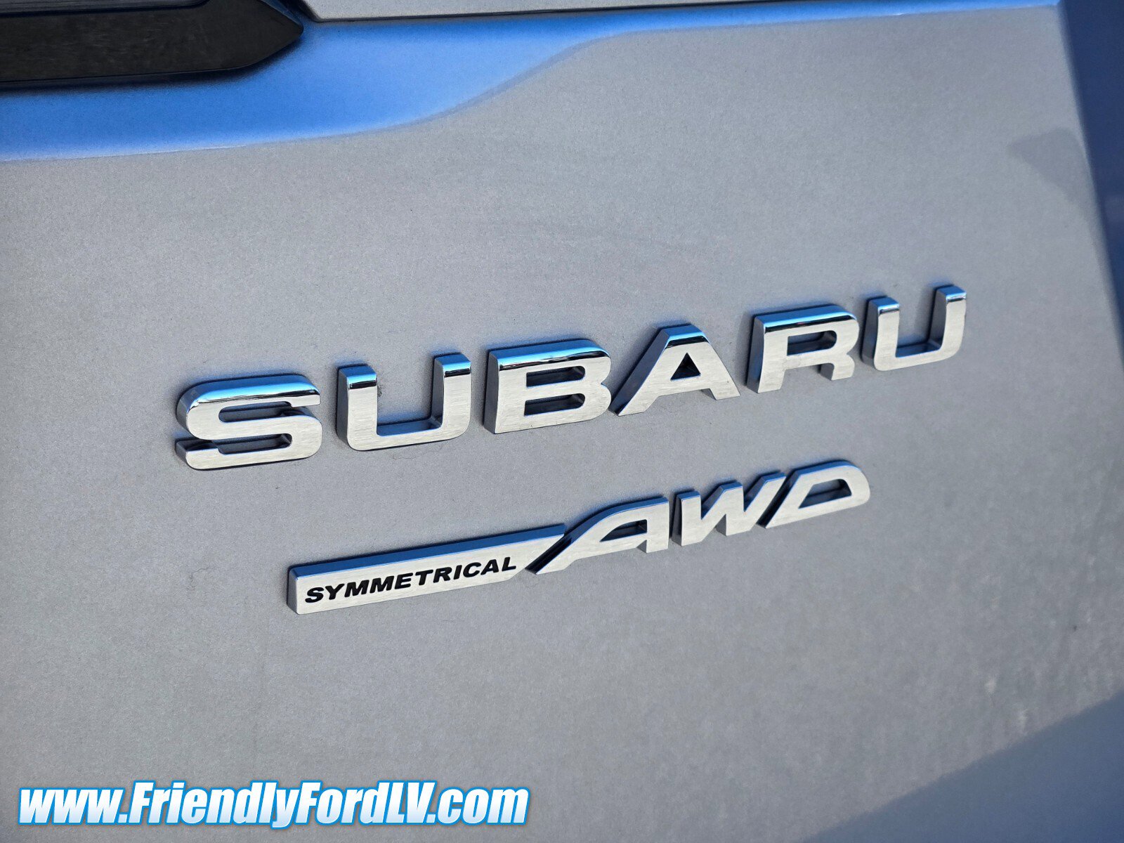 Used 2025 Subaru Outback Premium AWD/4WD image 4