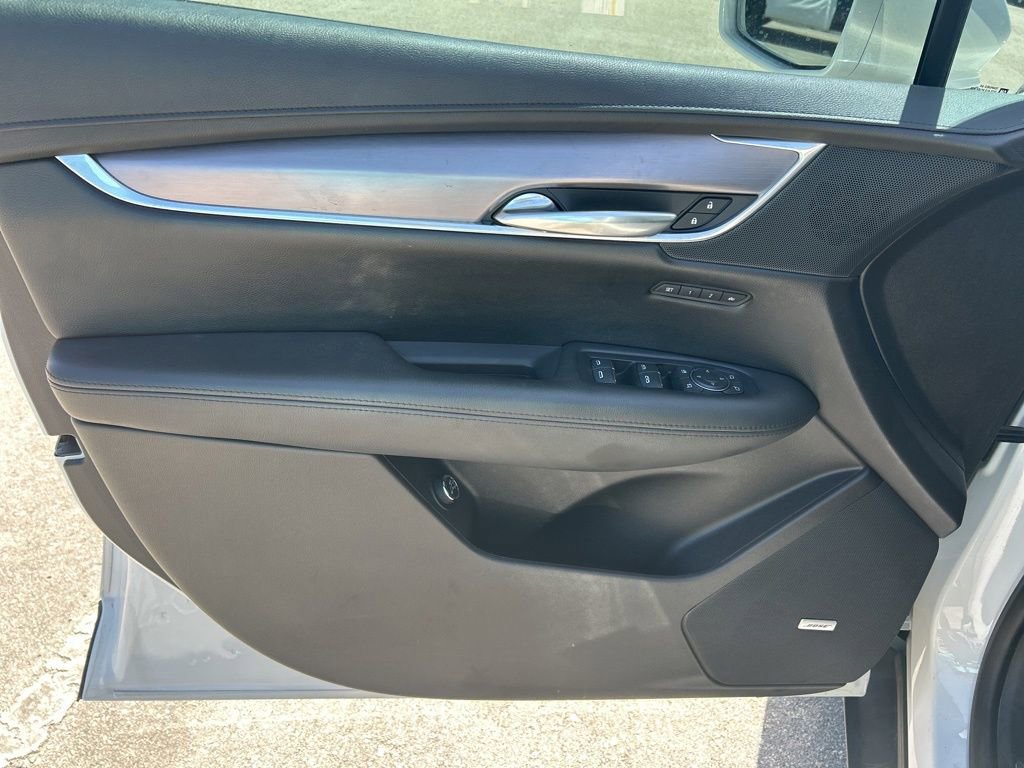 Used 2019 Cadillac XT5 Premium Luxury FWD image 17