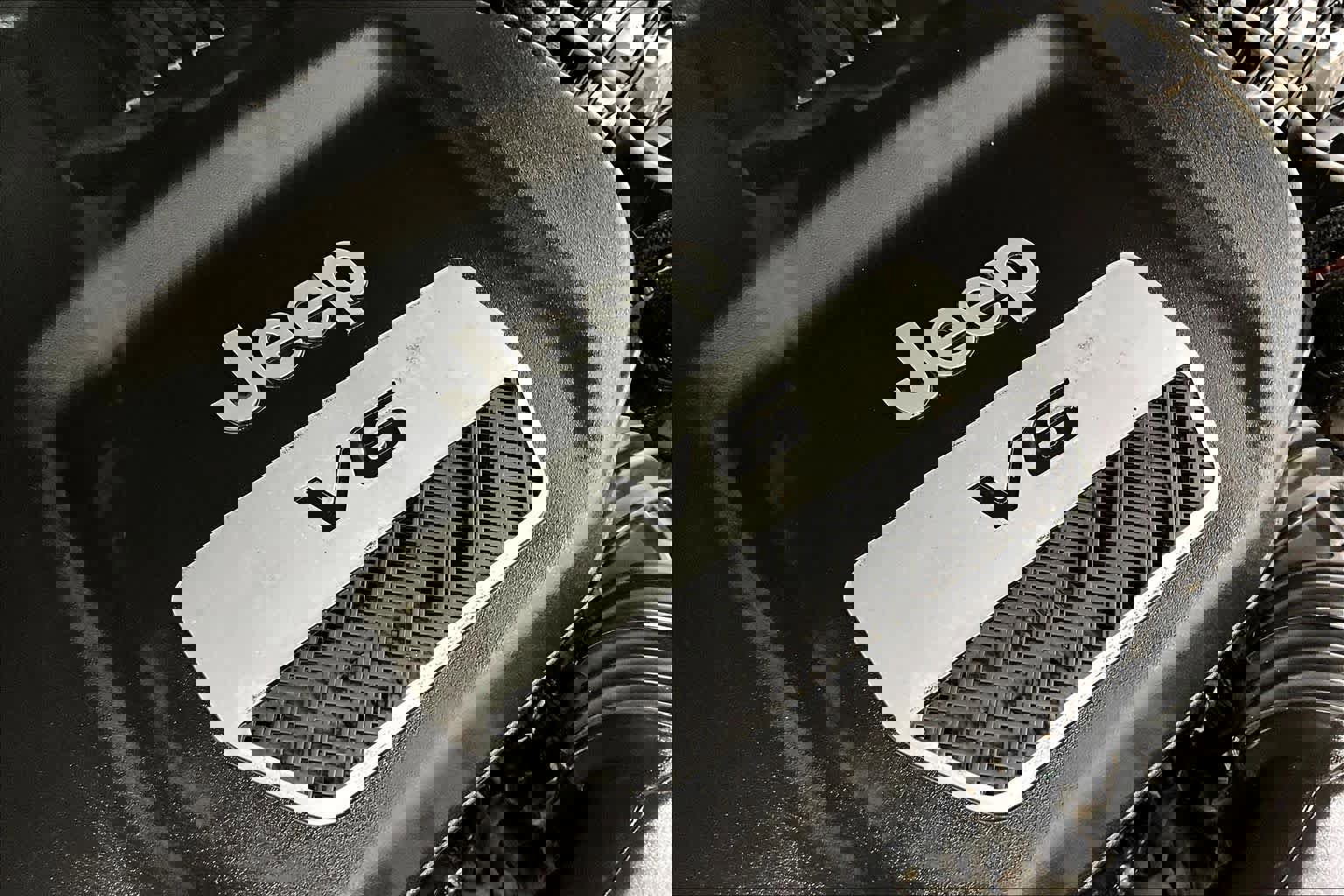 Used 2017 Jeep Wrangler Unlimited Rubicon w/ Connectivity Group image 33