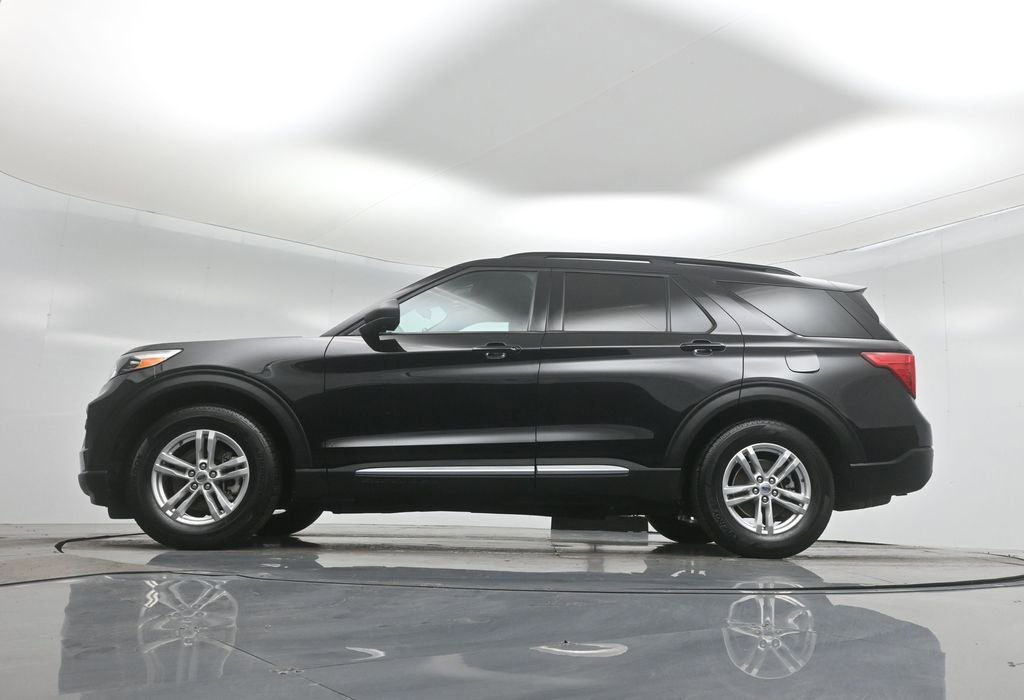 Certified 2022 Ford Explorer XLT image 52