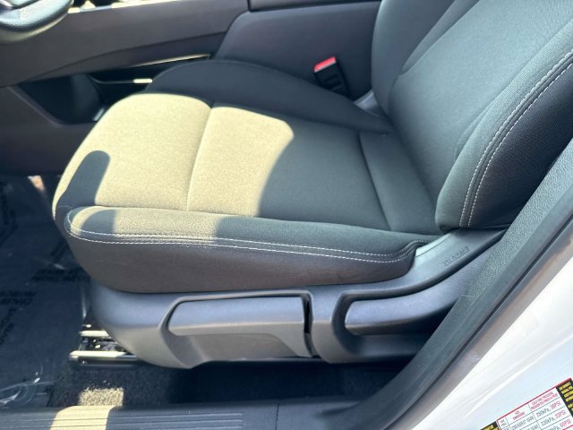 Used 2023 Nissan Rogue S AWD/4WD image 19