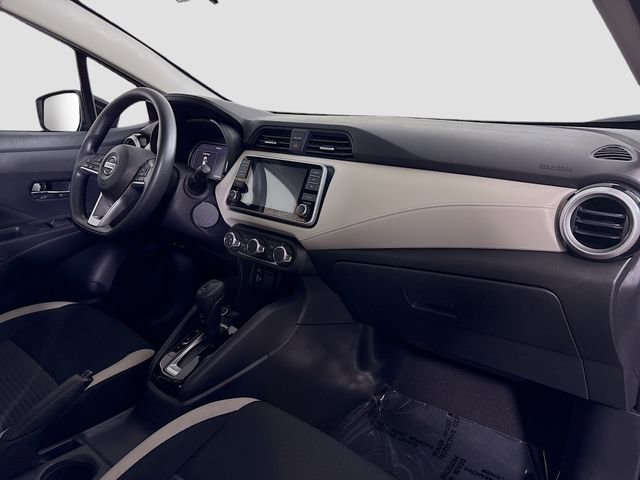 Used 2022 Nissan Versa SV FWD image 24