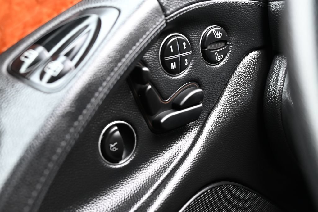Used 2003 Mercedes-Benz SL 500 image 28