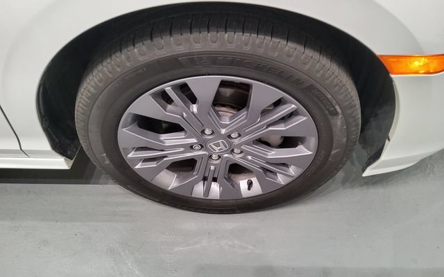Used 2025 Honda Odyssey Touring image 30