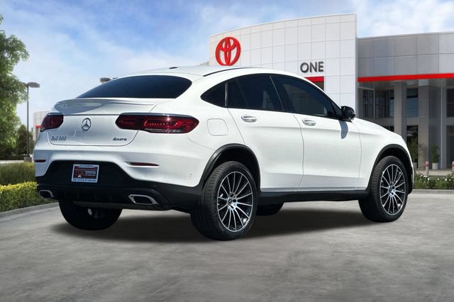 Used 2023 Mercedes-Benz GLC 300 4MATIC Coupe image 4