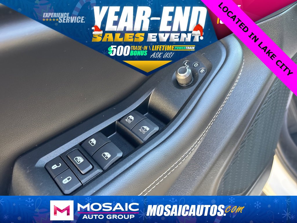 Used 2024 Jeep Grand Cherokee Altitude image 23