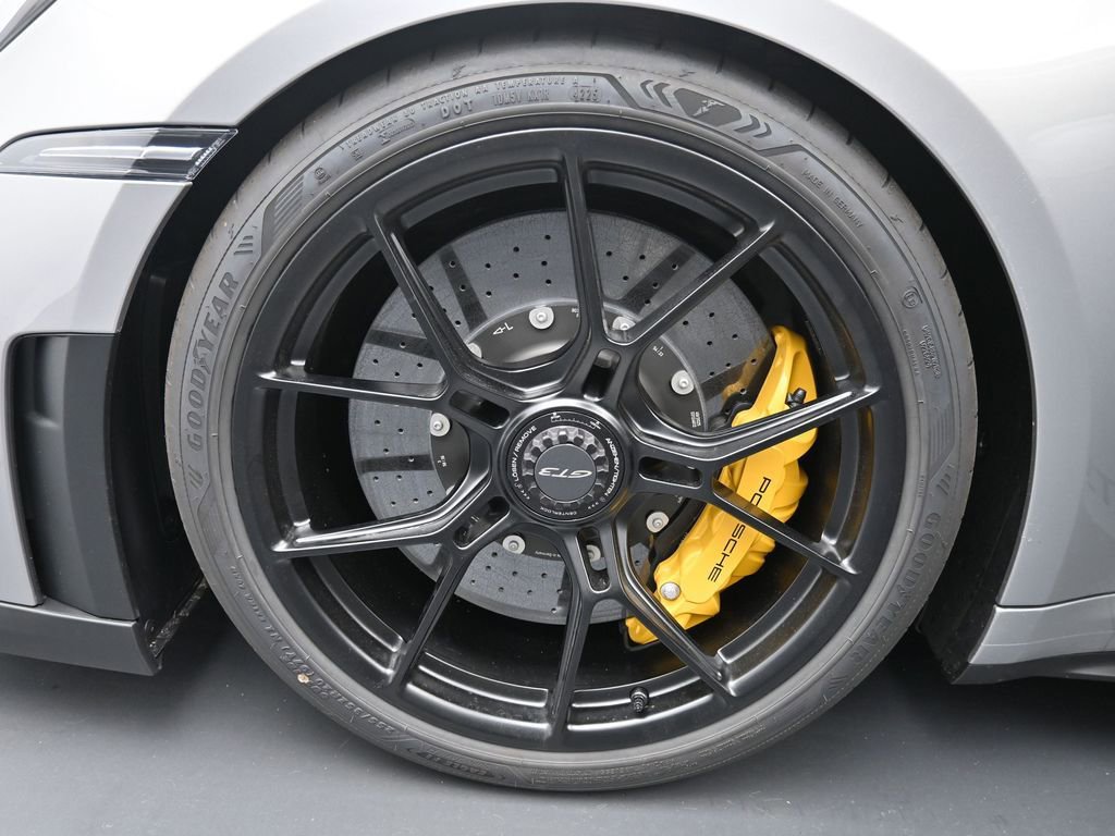 Used 2026 Porsche 911 GT3 image 10