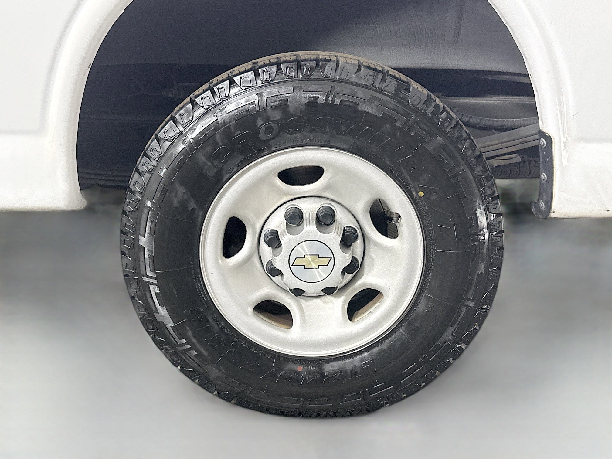 Used 2022 Chevrolet Express 2500 w/ Driver Convenience Package image 34