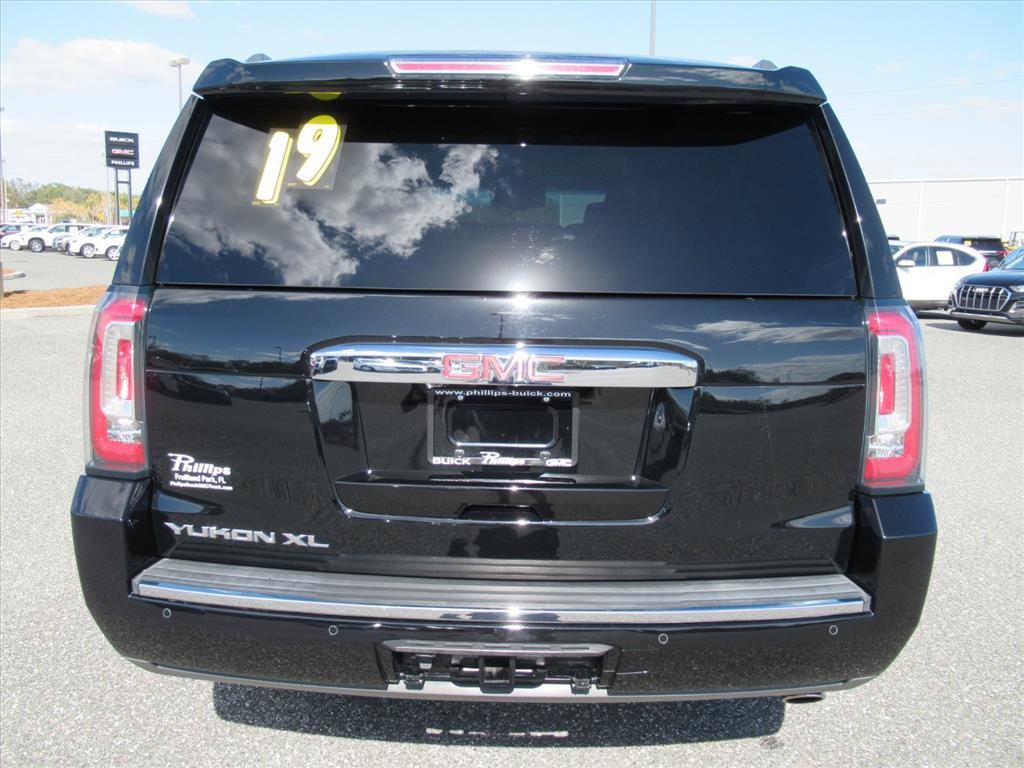 Used 2019 GMC Yukon XL Denali w/ Denali Ultimate Package image 6
