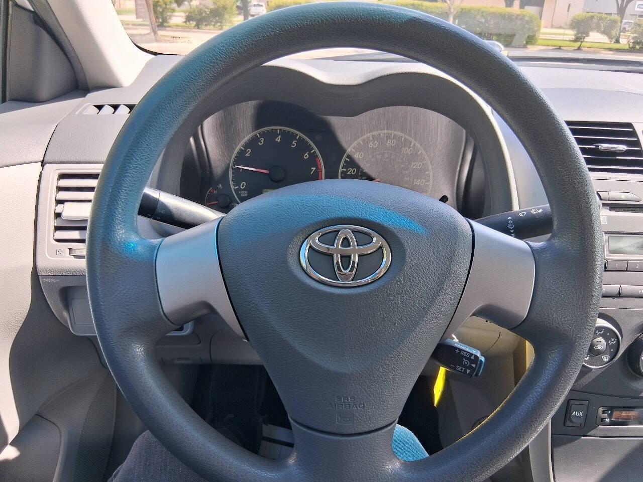 Used 2010 Toyota Corolla LE FWD image 20