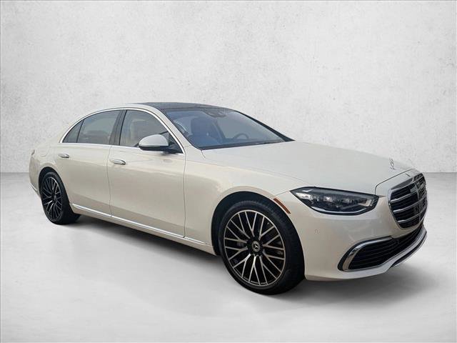 Used 2021 Mercedes-Benz S 580 4MATIC Sedan image 3