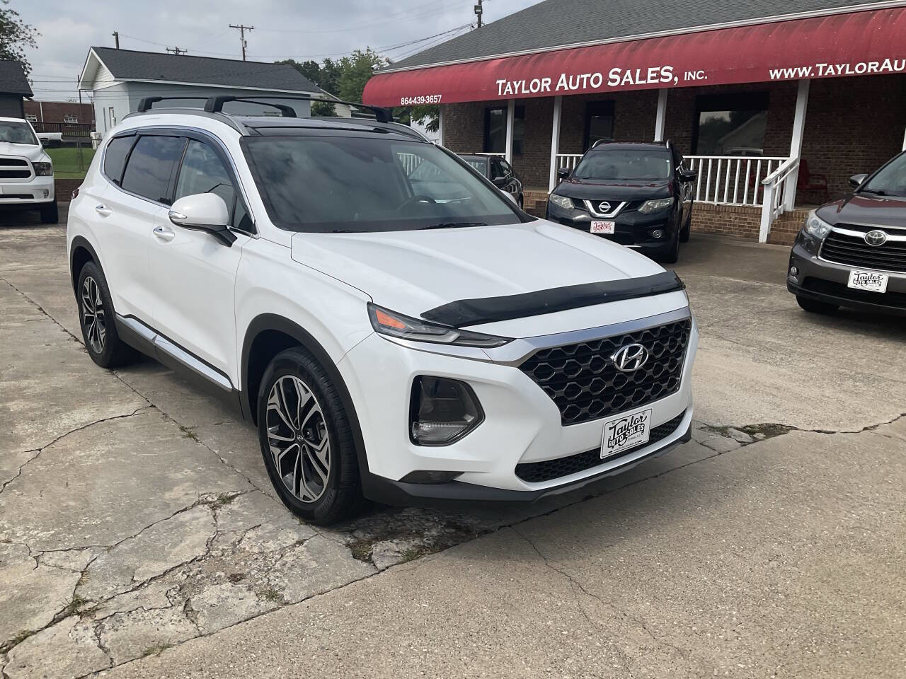 Used 2020 Hyundai Santa Fe SEL image 1