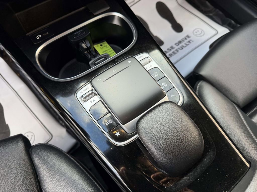 Used 2020 Mercedes-Benz CLA 250 image 40