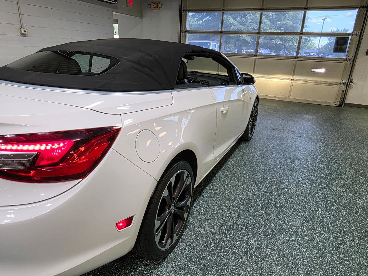 Used 2019 Buick Cascada Premium FWD image 7