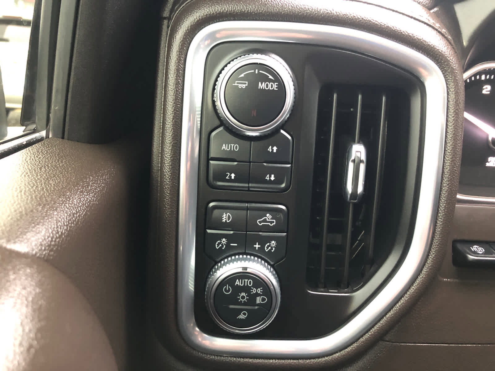 Used 2021 GMC Sierra 2500 Denali w/ Denali Ultimate Package image 13