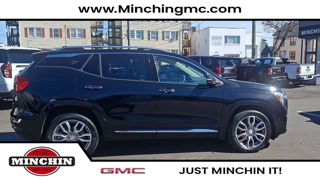 Used 2022 GMC Terrain Denali image 7
