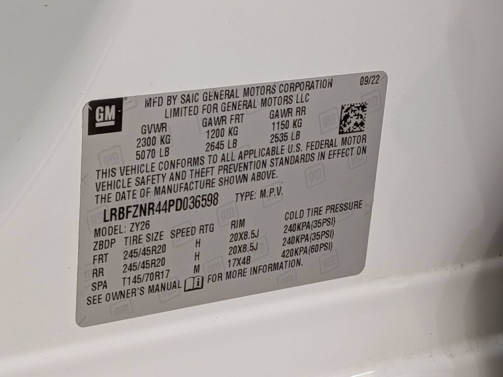 Used 2023 Buick Envision Essence w/ Sport Touring Package FWD image 36