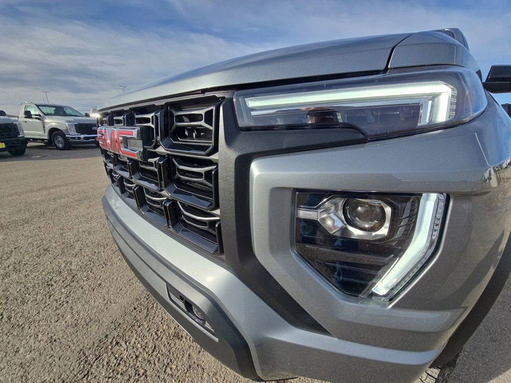 Used 2024 GMC Canyon Elevation w/ Convenience Package image 15