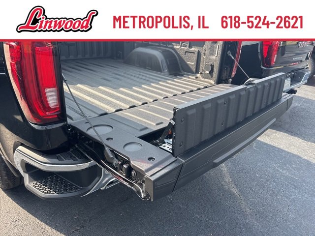 New 2026 GMC Sierra 1500 SLT w/ SLT Premium Plus Package image 6