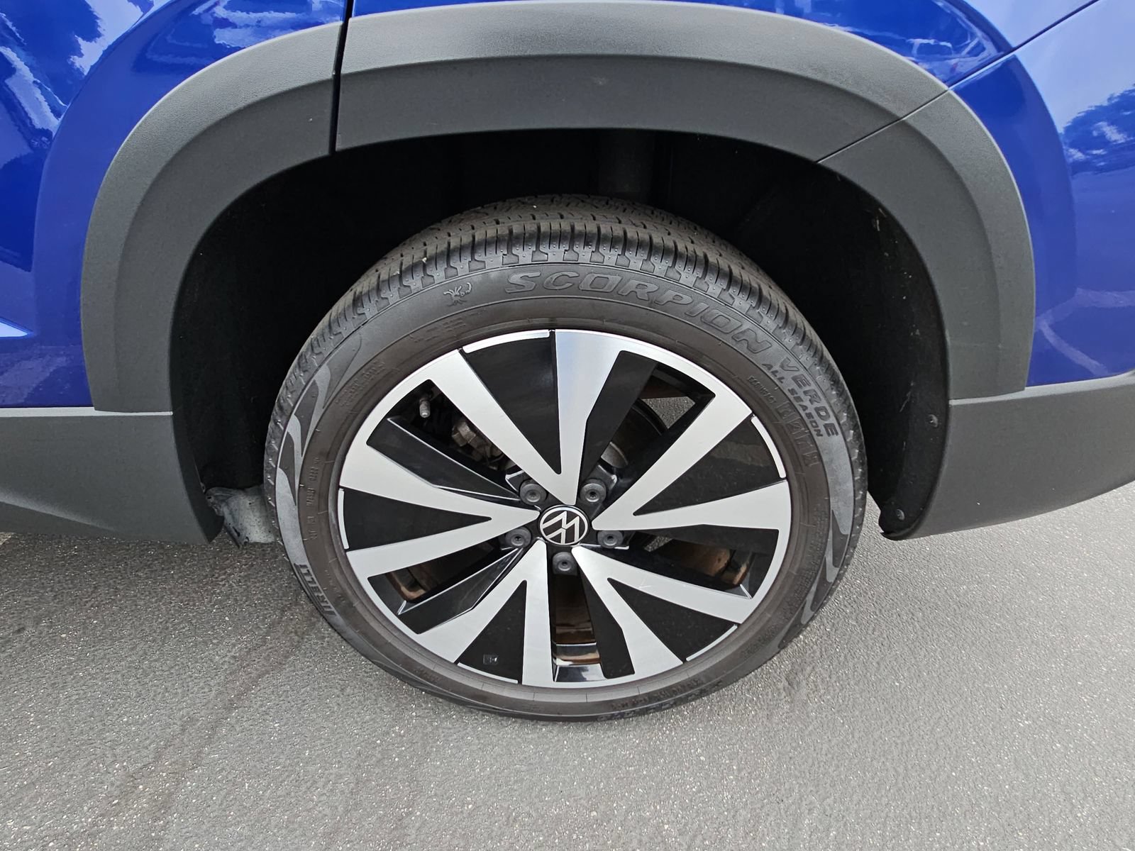 Used 2022 Volkswagen Taos SE FWD image 32