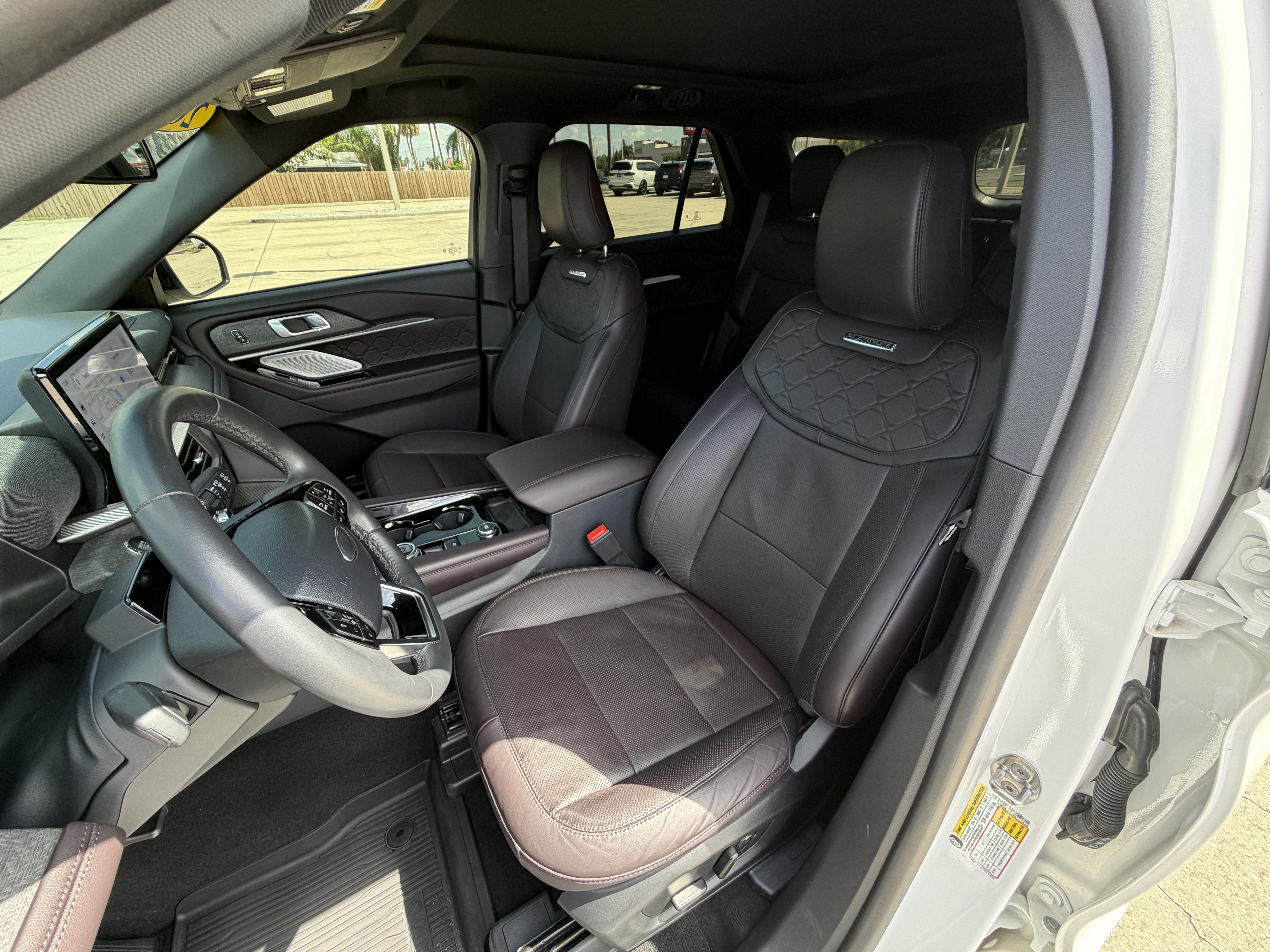 Used 2025 Ford Explorer Platinum w/ Ultimate Package RWD image 13