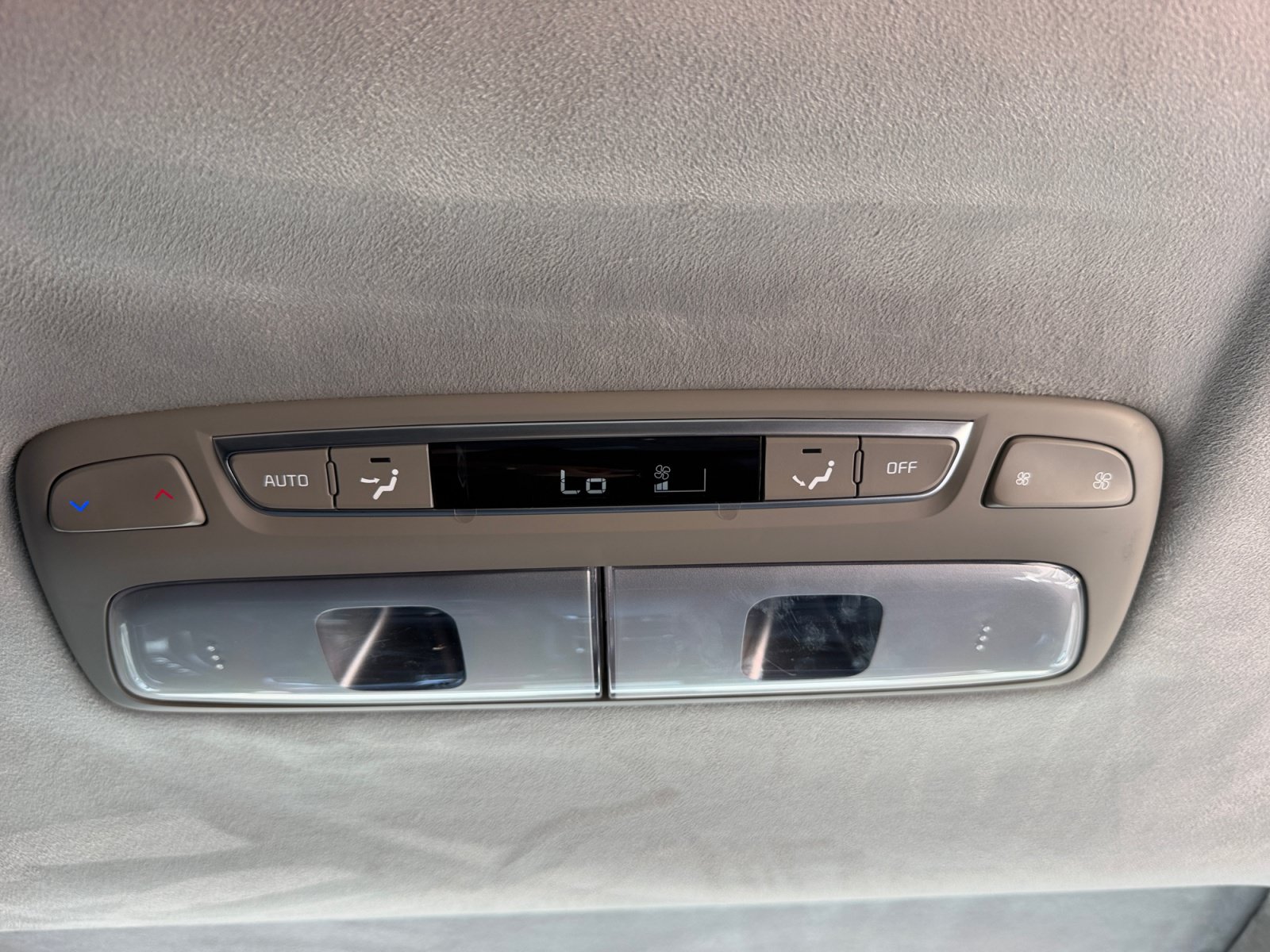 Used 2024 Kia Telluride SX Prestige AWD/4WD image 32