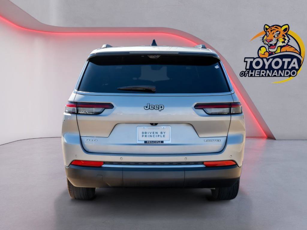 Used 2024 Jeep Grand Cherokee L Limited w/ Luxury Tech Group II image 6