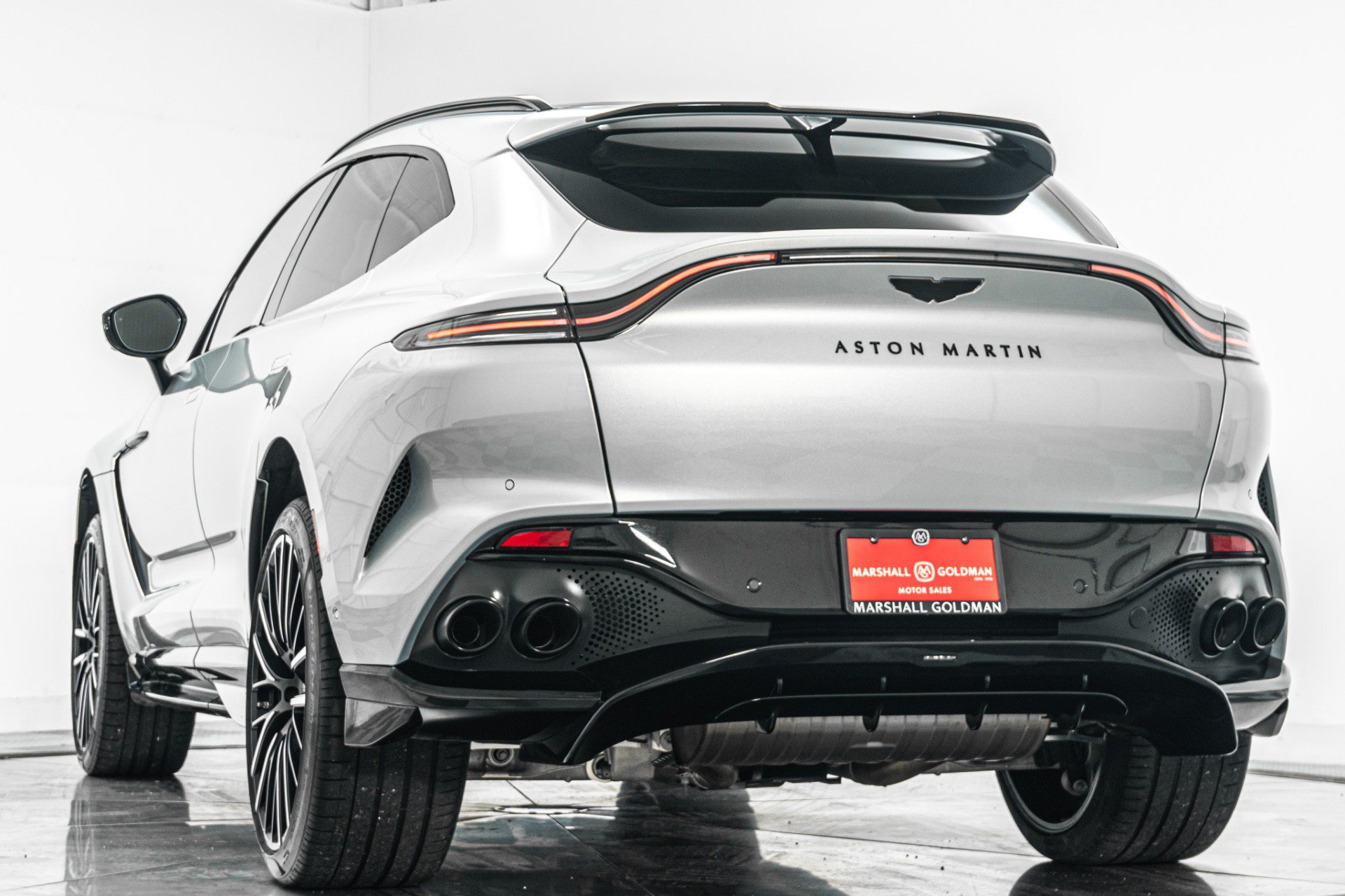 Used 2023 Aston Martin DBX 707 AWD/4WD image 7